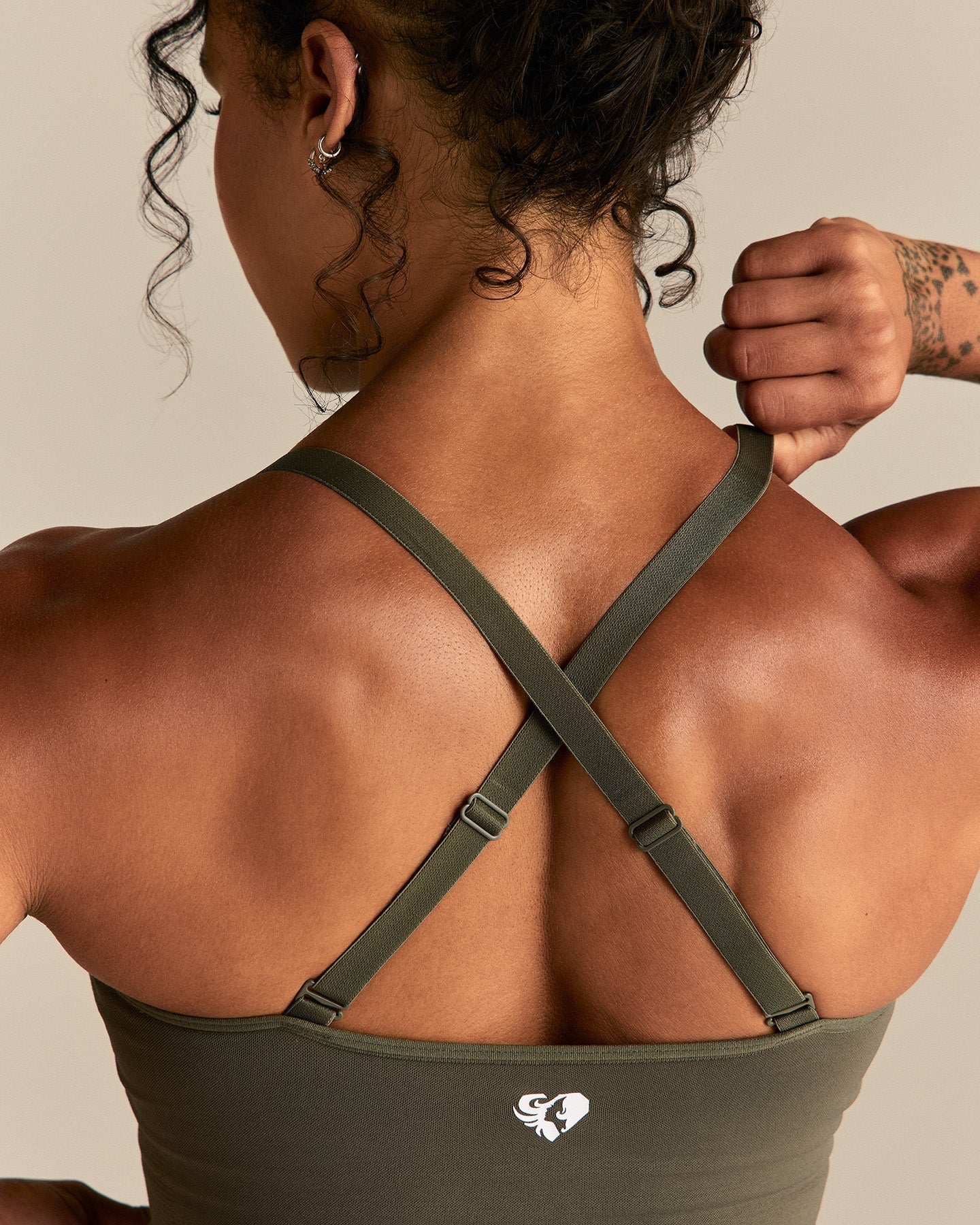 Power Seamless Built-In Bra Tank | Dark Olive
