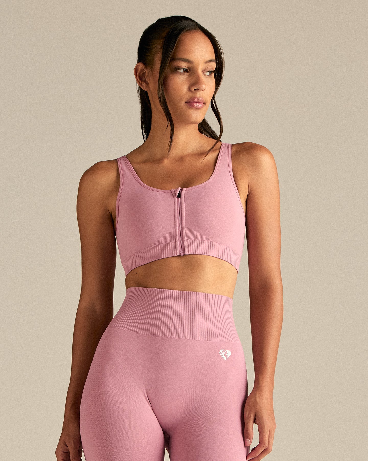 Power Seamless Zip Front Bra | Blush Pink