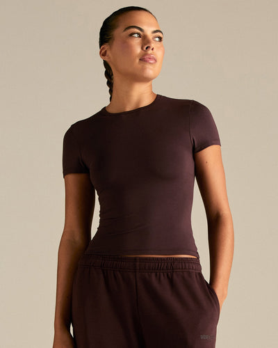 Smooth Contour Midi Short Sleeve T-Shirt | Cafe Noir