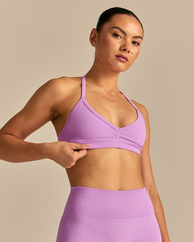 Define 2.0 Scrunch V-Neck Bra | Vivid Orchid