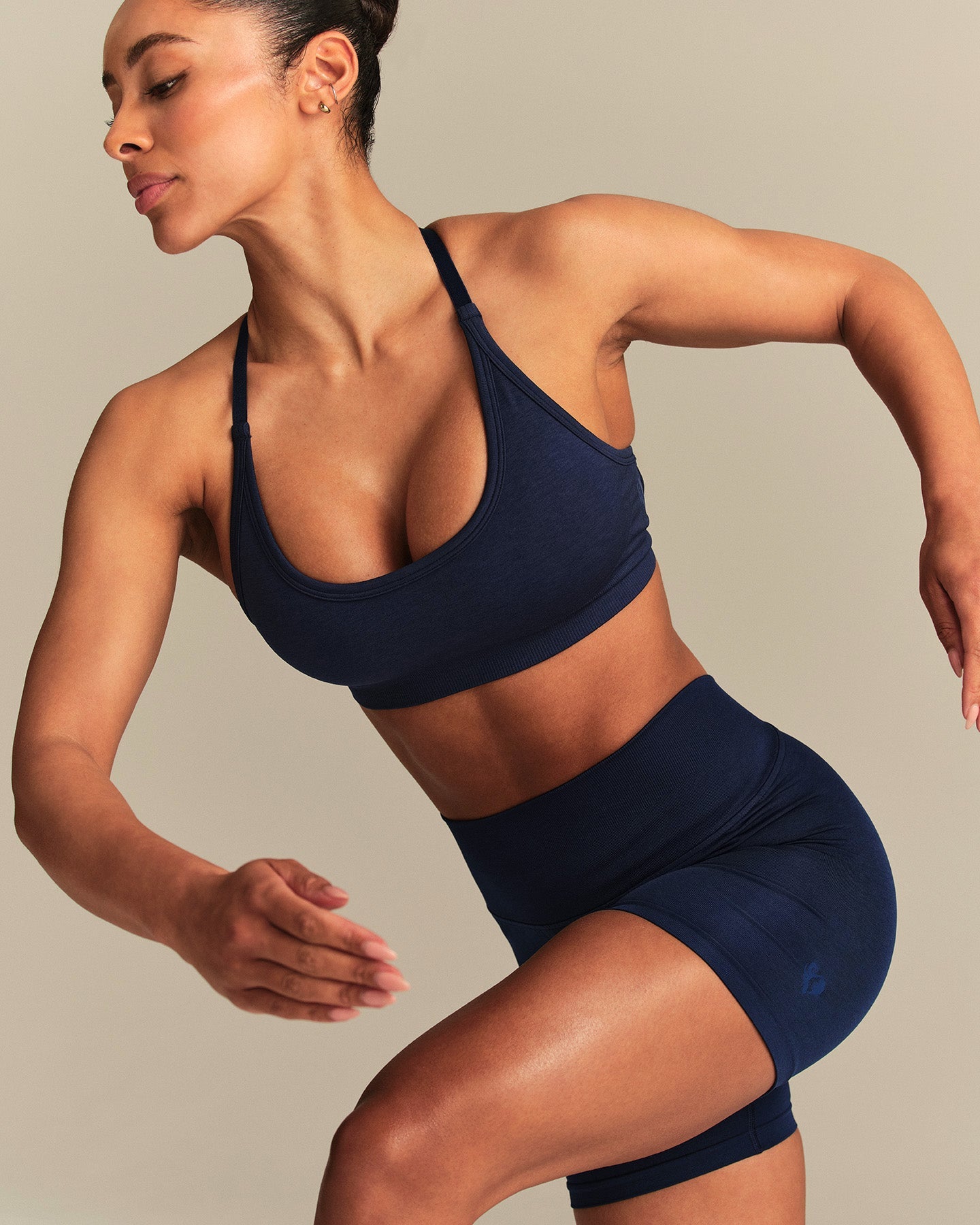 Define 2.0 Seamless Cross Back Bra | Sapphire Blue