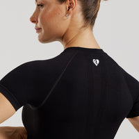 Power Seamless Short Sleeve Crop Top | Black