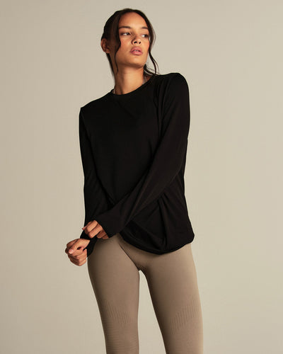 Lightweight Seamless Long Sleeve T-Shirt | Black