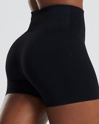 Power Seamless Shorts | Black