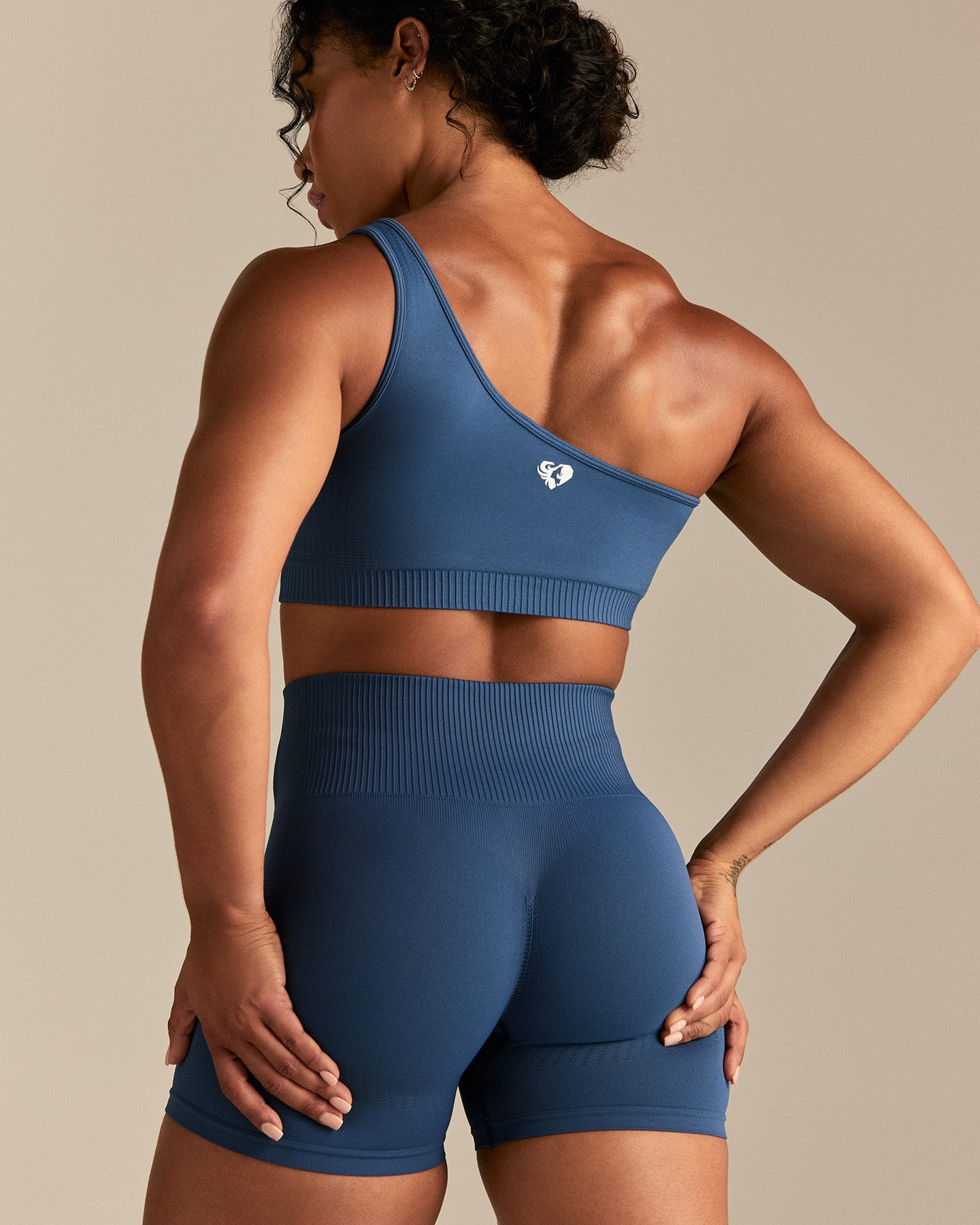 Power Seamless Scrunch Shorts | Blueberry