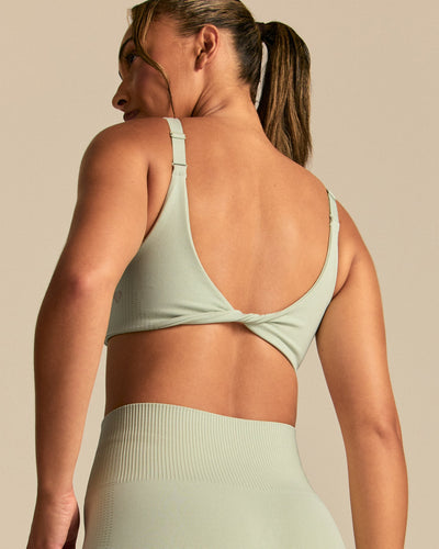 Power Reversible Twist Bra | Calming Green (4/6)