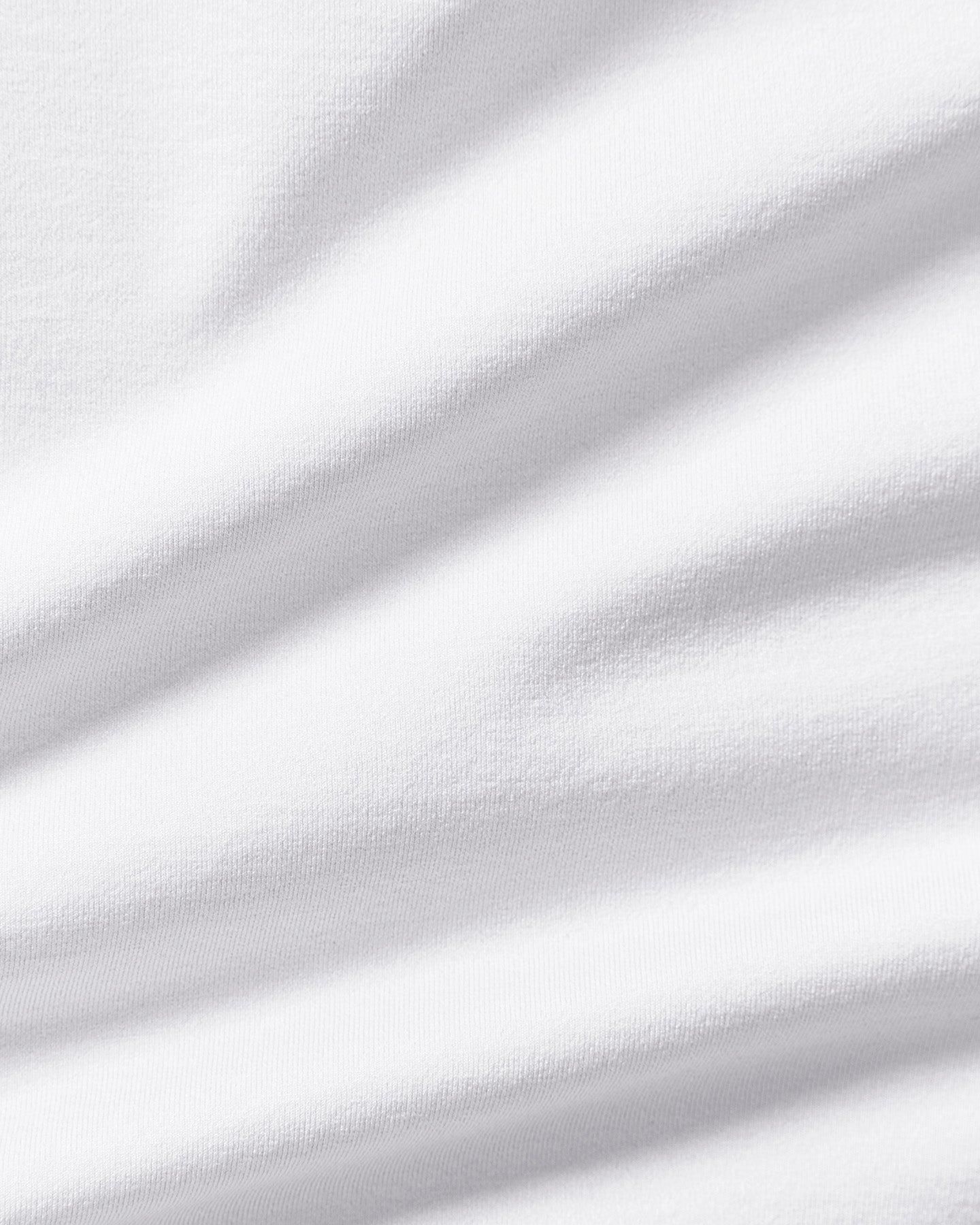 Define 2.0 High Neck Backless Bra | White
