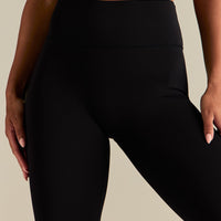 Essential Capri Leggings | Black