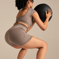 Motion Seamless Shorts | Taupe Grey