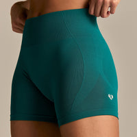 Define 2.0 High Waist Scrunch Shorts 4" | Eden Green