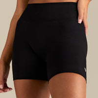 Emphasize 5" Shorts | Black