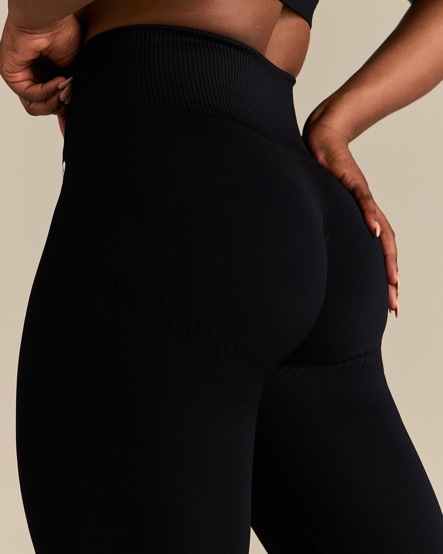 Power Seamless Scrunch Leggings | Black