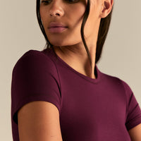 Smooth Contour Midi Short Sleeve T-Shirt | Merlot