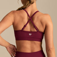 Define 2.0 Scrunch Bra | Deep Berry (3/6)